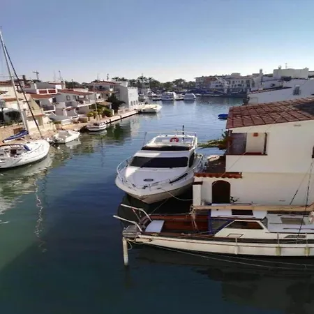 Апартаменты Apartment In Empuriabrava By The Beach Эмпуриабрава