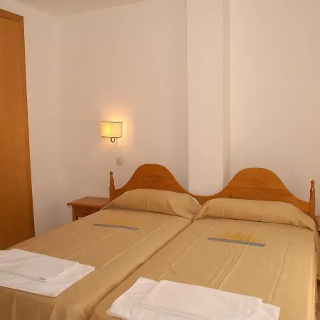 Apartment In Empuriabrava By The Beach Апартаменты