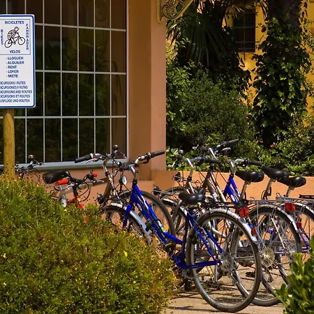 Apartment In Empuriabrava By The Beach