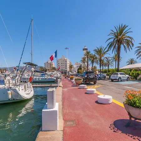 Apartman Apartment In Empuriabrava By The Beach *