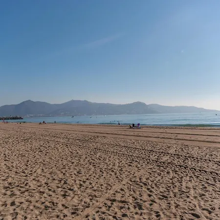 Apartman Apartment In Empuriabrava By The Beach