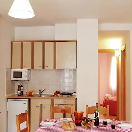 In By The Appartamento Empuriabrava